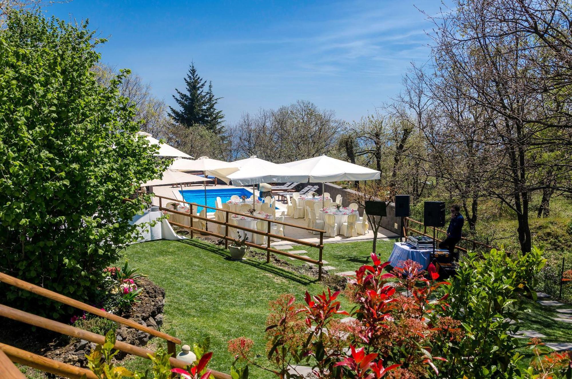 Villa Del Gelso Chalet Nel Parco Delletna Mascali Exterior photo